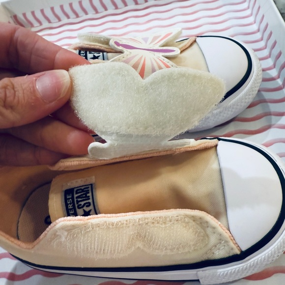 Converse Chuck Taylor Butterfly Velcro Slip-On Shoes Girls Size 6 Toddler - Picture 4 of 6